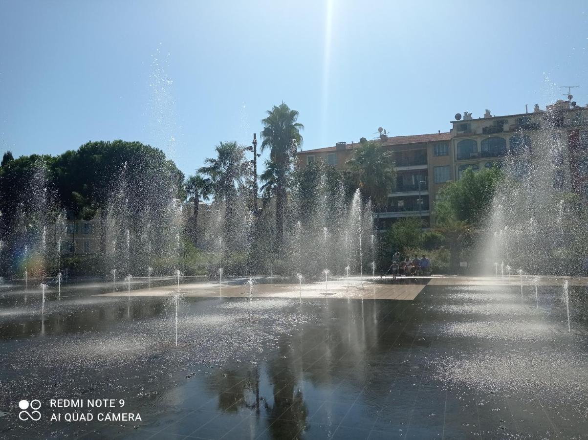 Studette En Plein Coeur Du Vieux Nice Dış mekan fotoğraf