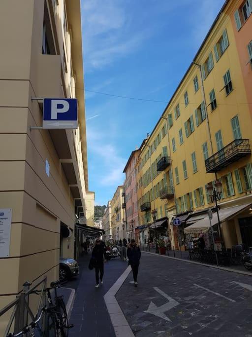 Studette En Plein Coeur Du Vieux Nice Dış mekan fotoğraf