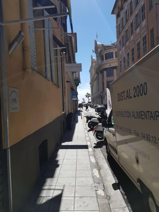Studette En Plein Coeur Du Vieux Nice Dış mekan fotoğraf