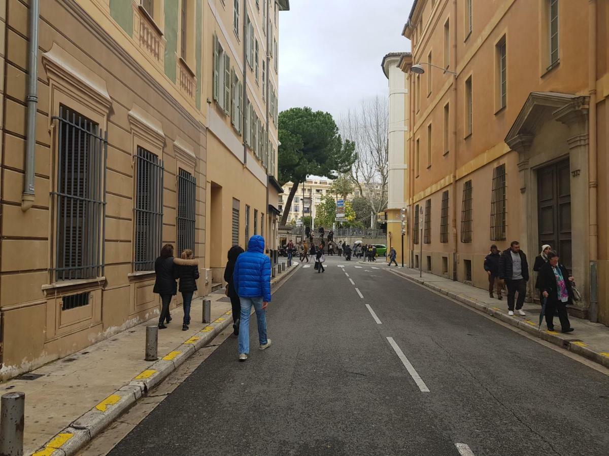Studette En Plein Coeur Du Vieux Nice Dış mekan fotoğraf